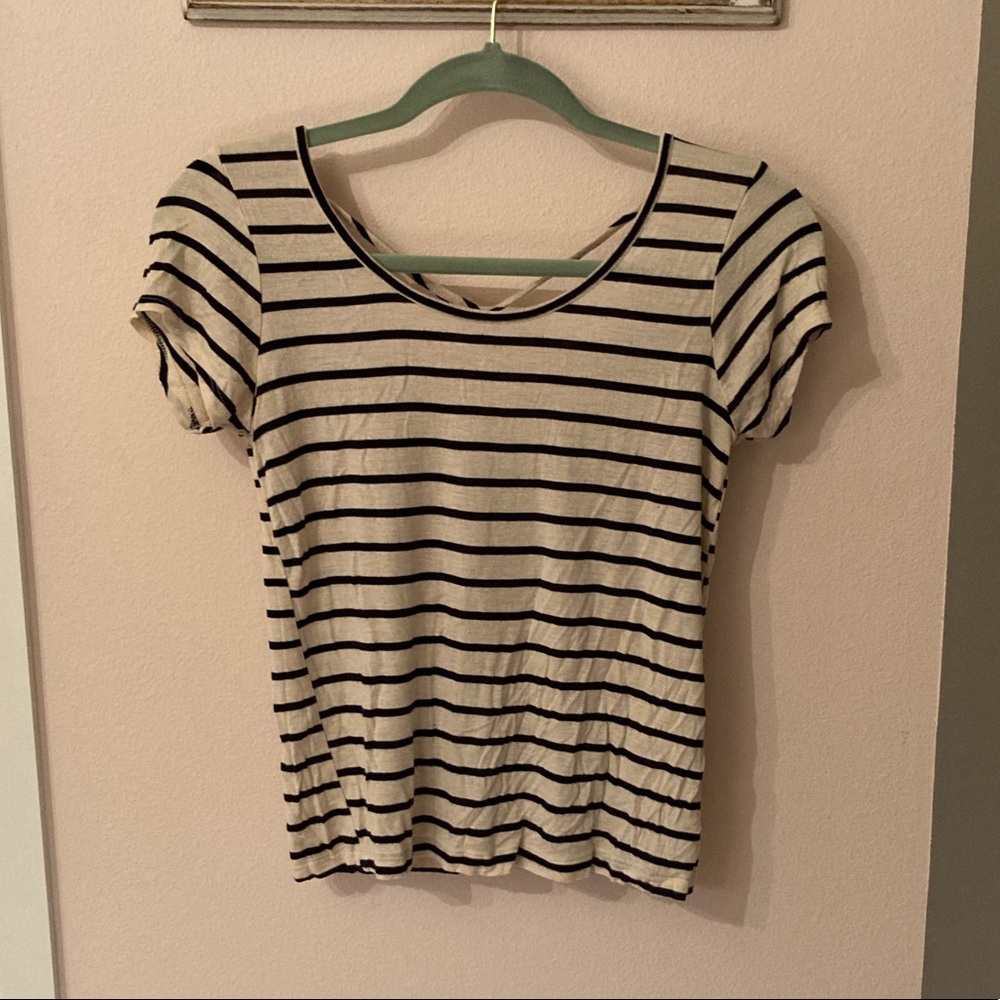 Very flattering striped shirt!